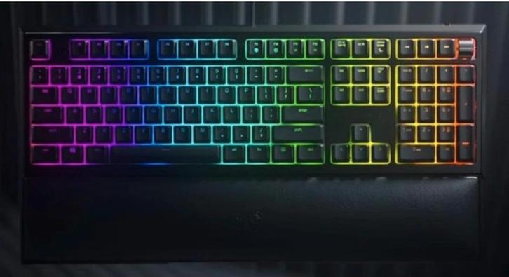 Razer Ornata V2 toetsenbord, nieuw , gaming toetsenbord, Computers en Software, Toetsenborden, Nieuw, Azerty, Bedraad, Gaming toetsenbord