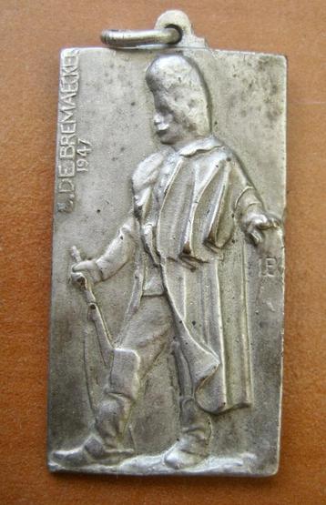 anc.med. GENDARMERIE, E. Debre Maecker, 1947 beschikbaar voor biedingen