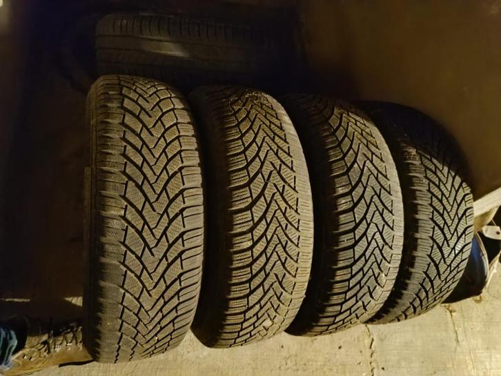 Winterbanden op velg, Auto-onderdelen, Banden en Velgen, Velg(en), Winterbanden, 15 inch, 195 mm, Personenwagen, Gebruikt, Ophalen