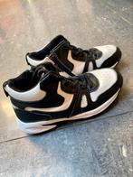 Hoge sneakers maat 36, Sport en Fitness, Ophalen of Verzenden, Zo goed als nieuw