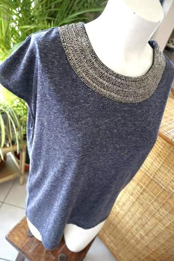 origineel creatief Vila T-shirt beschikbaar voor biedingen