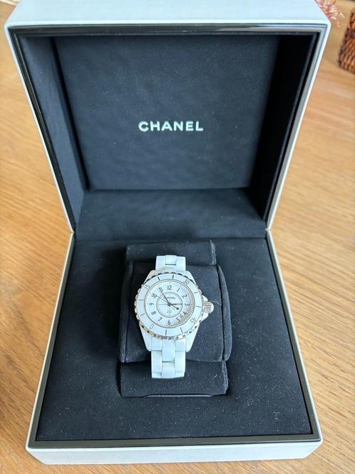 Montre Chanel J12 femme céramique blanche 33 mm, Handtassen en Accessoires, Horloges | Dames, Nieuw, Polshorloge, Overige materialen