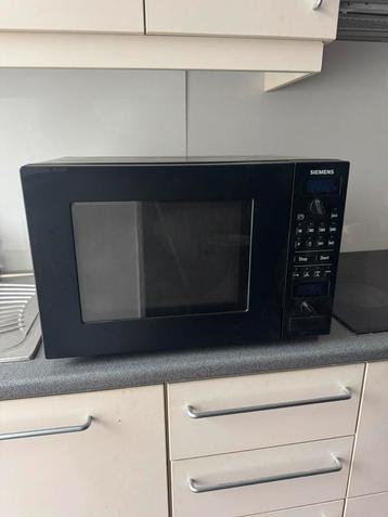 Microgolfovvens Siemens Het is in zeer goede en schone staat beschikbaar voor biedingen