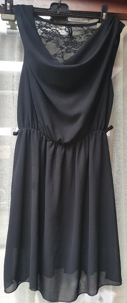 Zwart kleedje van  'Madonna' maat S/M, Vêtements | Femmes, Robes, Comme neuf, Taille 36 (S), Noir, Enlèvement ou Envoi