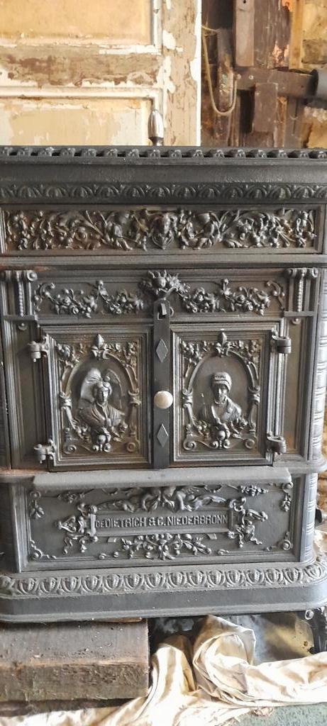 Gietijzeren franse(alsace) houtkachel uniek exemplaar!!, Huis en Inrichting, Kachels, Gebruikt, Vrijstaand, Houtkachel, Hout, Ophalen