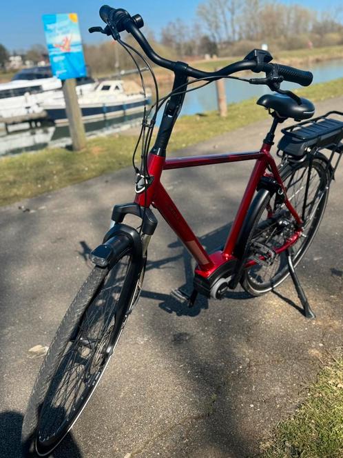 Elektrische fiets Stella BOSCH MOTOR, Fietsen en Brommers, Elektrische fietsen, Zo goed als nieuw, Ophalen