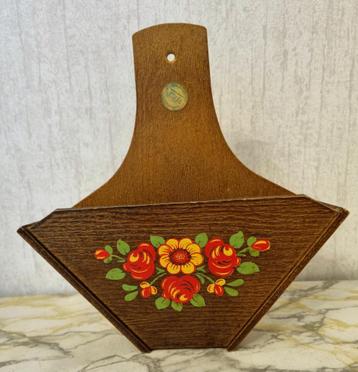 2 Vintage koffiefilterhouders in hout beschikbaar voor biedingen