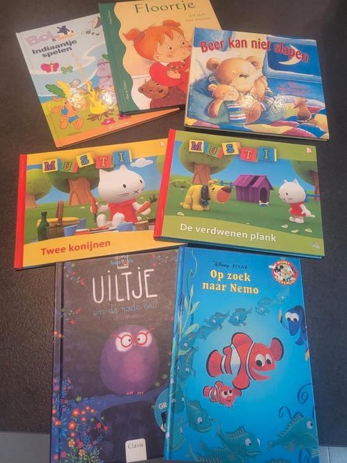 7 Boeken voor kinderen, Livres, Livres pour enfants | 4 ans et plus, Comme neuf, Garçon ou Fille, Enlèvement ou Envoi