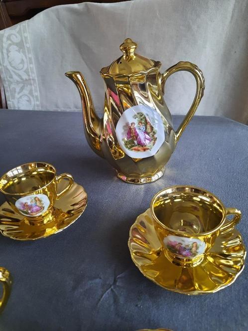 splinternieuw heel mooie fijn vintage sierservies 15delig, Antiek en Kunst, Curiosa en Brocante, Ophalen of Verzenden