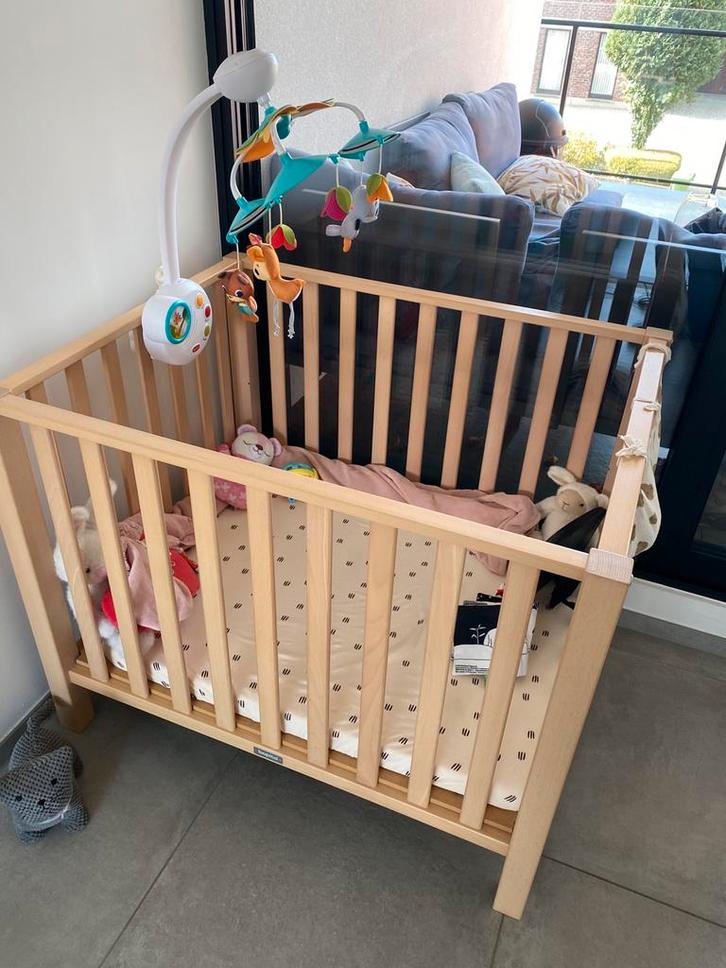 Park met matras en muziekmobiel, Kinderen en Baby's, Babyparken, Zo goed als nieuw, In hoogte verstelbaar, Ophalen