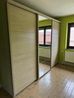 Kledingkast in goede staat met spiegel, Huis en Inrichting, Kasten | Kleerkasten, Ophalen, Zo goed als nieuw