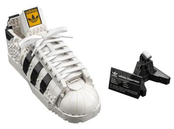 lego 10282 en 40486 adidas originals superstar (2 sets) beschikbaar voor biedingen