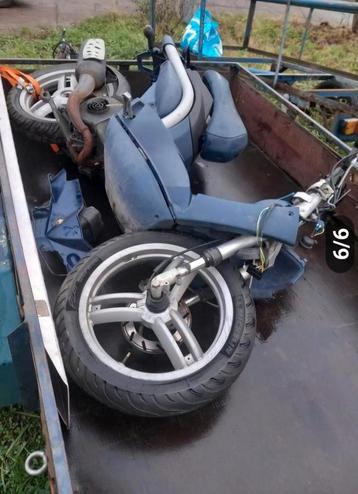 Pièces peugeot ludix, Fietsen en Brommers, Scooters | Peugeot, Ophalen of Verzenden, Gebruikt, Ludix