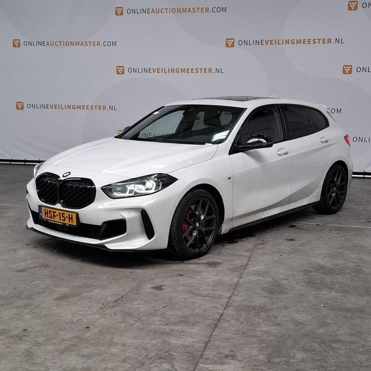 Personenauto, BMW, 1-serie, M135i xDrive Executive, 2021, Auto's, BMW, Bedrijf, 1 Reeks, 4x4, ABS, Airbags, Airconditioning, Alarm