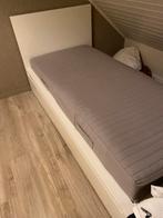 Ikea malm bed met lades / lattenbodem en matras, Huis en Inrichting, Slaapkamer | Boxsprings, Ophalen, Zo goed als nieuw