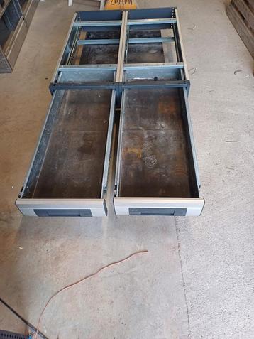 TIROIRS DE SOL BOTT (1025) L 128 W 104 H 20 PRIX 549€, Enlèvement, Comme neuf