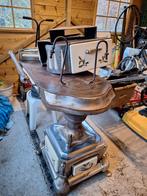 Leuvense stoof, Antiek en Kunst, Ophalen