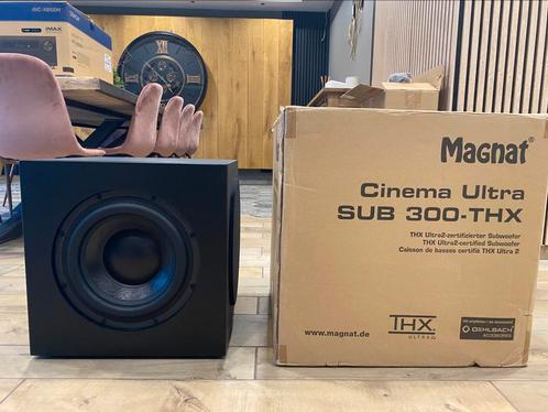 Caisson MAGNA 300-THX, Audio, Tv en Foto, Luidsprekerboxen, Zo goed als nieuw, Subwoofer, 120 watt of meer, Magnat, Ophalen