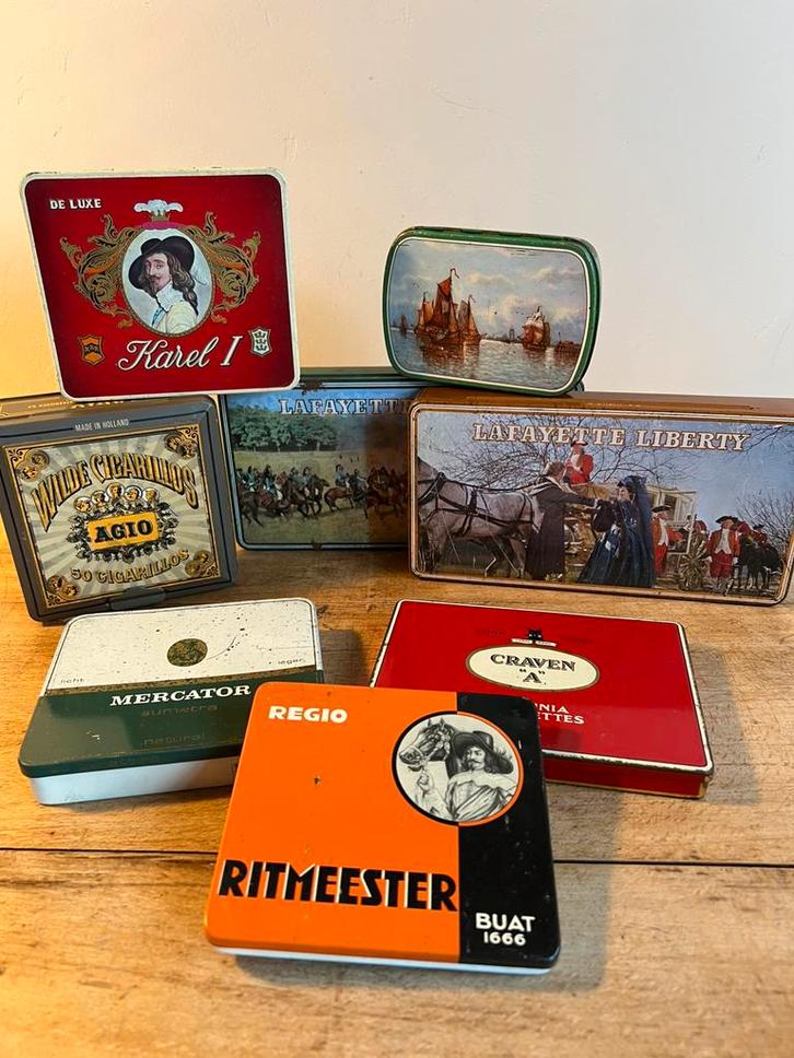 Lots de boîtes à cigares et cigarettes en fer, Verzamelen, Rookartikelen, Aanstekers en Luciferdoosjes, Gebruikt, Tabaksdoos of Verpakking