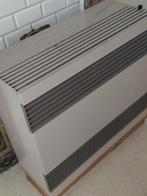 En goed werkende beige gasradiator van 2020., Doe-het-zelf en Bouw, Verwarming en Radiatoren, Ophalen, Zo goed als nieuw, Radiator