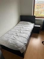 Lit avec table de chevet, Enlèvement, Comme neuf