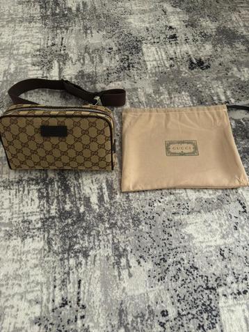 Gucci heuptas beschikbaar voor biedingen