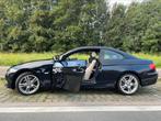 BMW 320i e92, Auto's, BMW, Bluetooth, Euro 6, Zwart, Particulier
