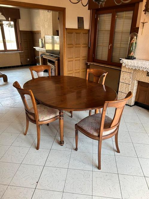 Houten eetplaats: tafel, stoelen en dressoir, Huis en Inrichting, Complete eetkamers, Ophalen