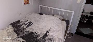 Bed ( twijfelaar 120cm ) beschikbaar voor biedingen