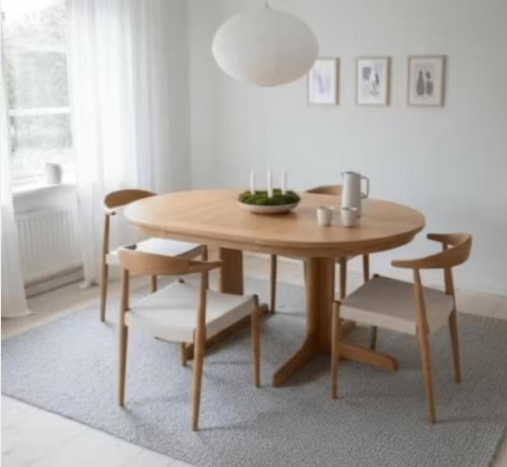 vintage EETTAFEL vadenberghe pauvers, Huis en Inrichting, Tafels | Eettafels, Ophalen