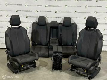Interieur LEER STOF Peugeot 3008 II P84 ORIGINEEL 1687759X beschikbaar voor biedingen
