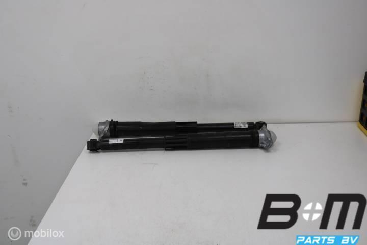 Sets chokdempers achterzijde VW Golf 7 5Q0513049CQ, Auto-onderdelen, Ophanging en Onderstel, Gebruikt