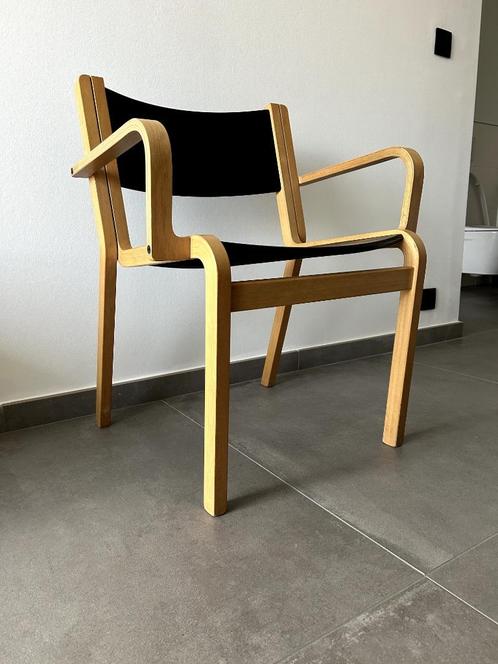 Stoel Magnus Olesen serie 45, Huis en Inrichting, Stoelen, Gebruikt, Twee, Hout, Zwart, Ophalen