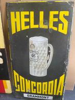 Plaque emaillee 1932 Helles Concirdia, Collections, Marques & Objets publicitaires, Enlèvement, Utilisé, Panneau publicitaire