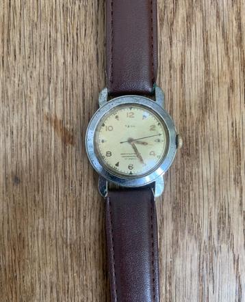 Zwitsers horloge beschikbaar voor biedingen