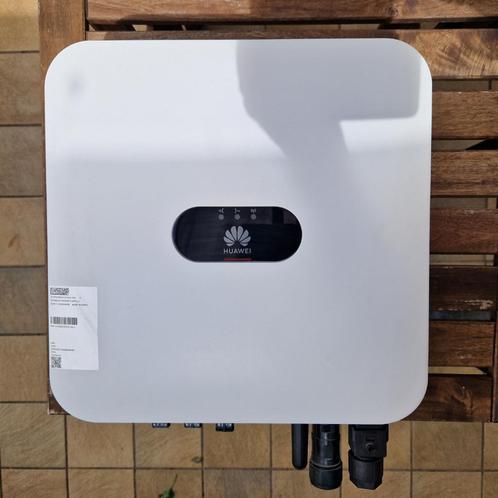 Huawei Omvormer SUN2000-4.6KTL-L1 hybride – 4,6 kW, Doe-het-zelf en Bouw, Zonnepanelen en Toebehoren, Zo goed als nieuw, Overige typen