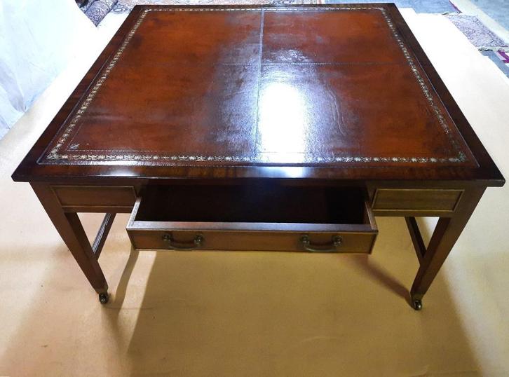 Prachtige Antiek Engelse salontafel met lederen blad-Mahonie, Antiek en Kunst, Antiek | Meubels | Tafels, Ophalen