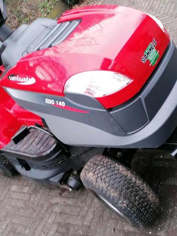 Te huur ruwterreinmaaier/ hooggrasmaaier met chauffeur beschikbaar voor biedingen