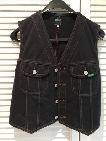 Benetton vest  beschikbaar voor biedingen
