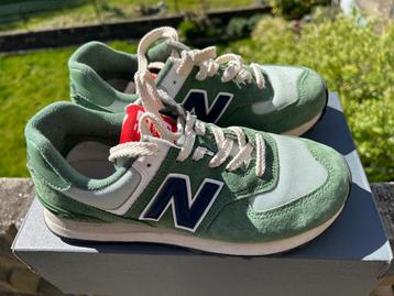 Sneackers New balance 574 junior vert P.38,5 beschikbaar voor biedingen