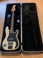 Precision basgitaar Fender (Mexican), Musique & Instruments, Instruments à corde | Guitares | Basses, Enlèvement, Électrique