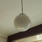 Vintage plafondlamp bollamp wit, Ophalen, Zo goed als nieuw, Glas