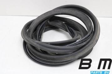 Achterkleprubber Audi Q2 81A 81A827705