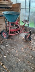 Strooiwagen strooier voor paard originele staat compleet, Tuin en Terras, Ophalen, Gebruikt