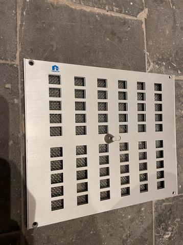 Renson ventilatie rooster 24/20cm beschikbaar voor biedingen