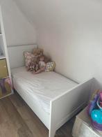 Babybedje 1.46m lang om te vormen nr kinderbedje, Kinderen en Baby's, Ophalen, Zo goed als nieuw
