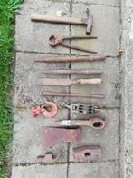 oude scharnieren en werktuig (puntbeitels), Doe-het-zelf en Bouw, Ophalen, Gebruikt