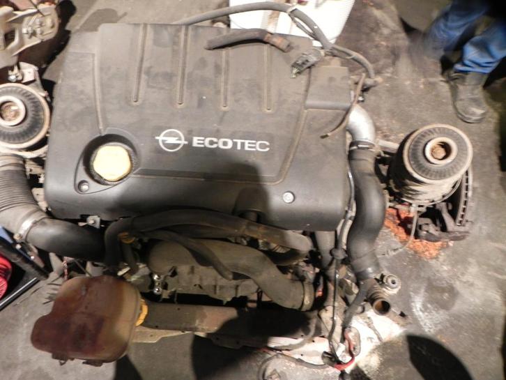 Motor Opel Zafira, Auto-onderdelen, Motor en Toebehoren, Opel, Gebruikt, Ophalen