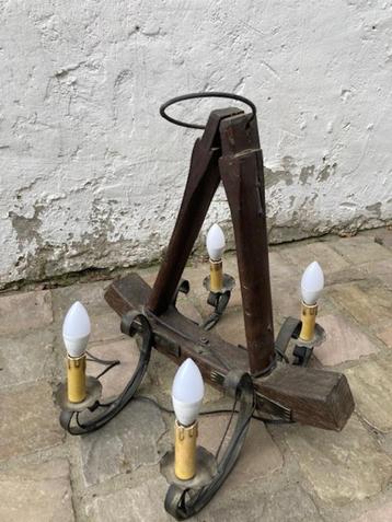 Lustre vintage beschikbaar voor biedingen
