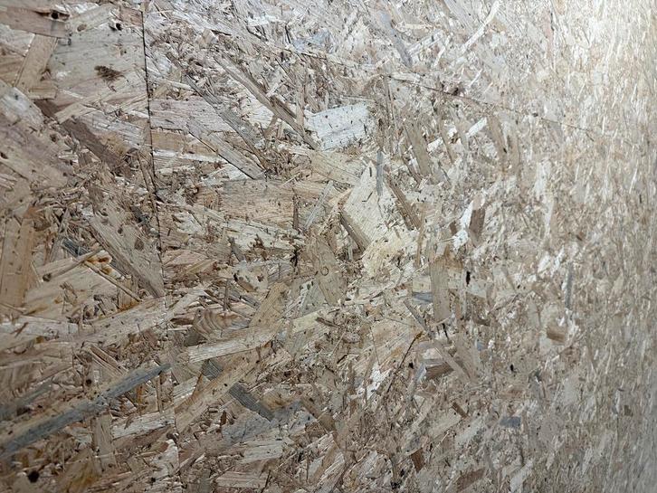 Planches Osb 3 rainuré - 18mm - 0,59 x 2,44m, Zakelijke goederen, Machines en Bouw | Houtbewerking, Ophalen